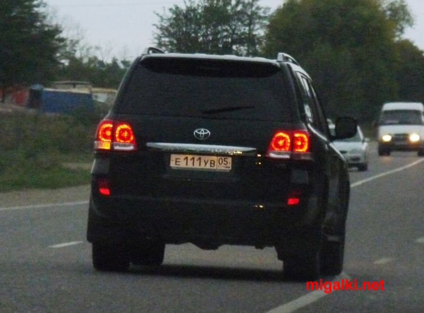 номера в046ор. 8ш88. м 002 мм 74. тойота ленд крузер 200 777 77. с008сс77.